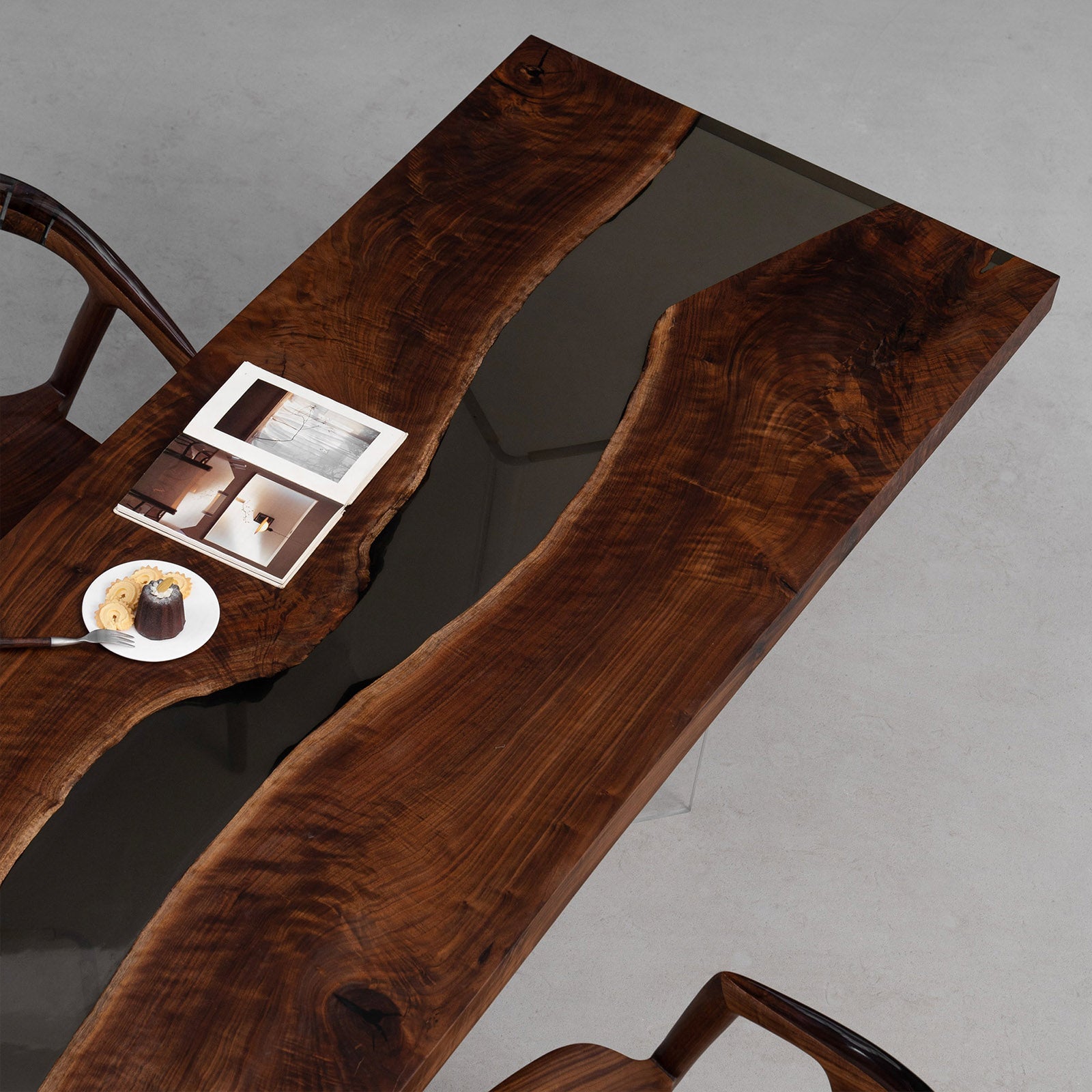 Wood-Epoxy-Table-Kazanahome