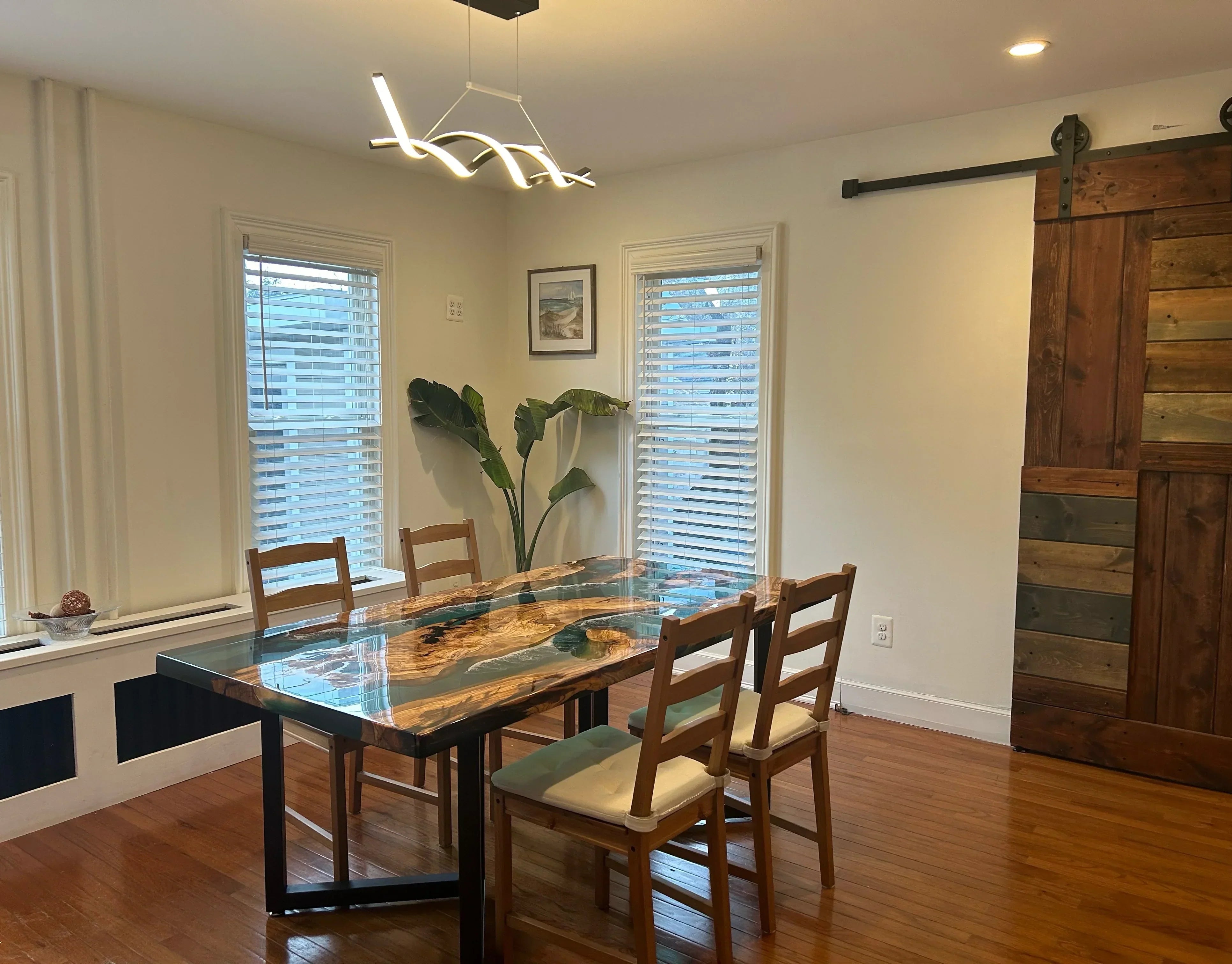 Wood Epoxy Resin Dining Table - KAZANAHOME