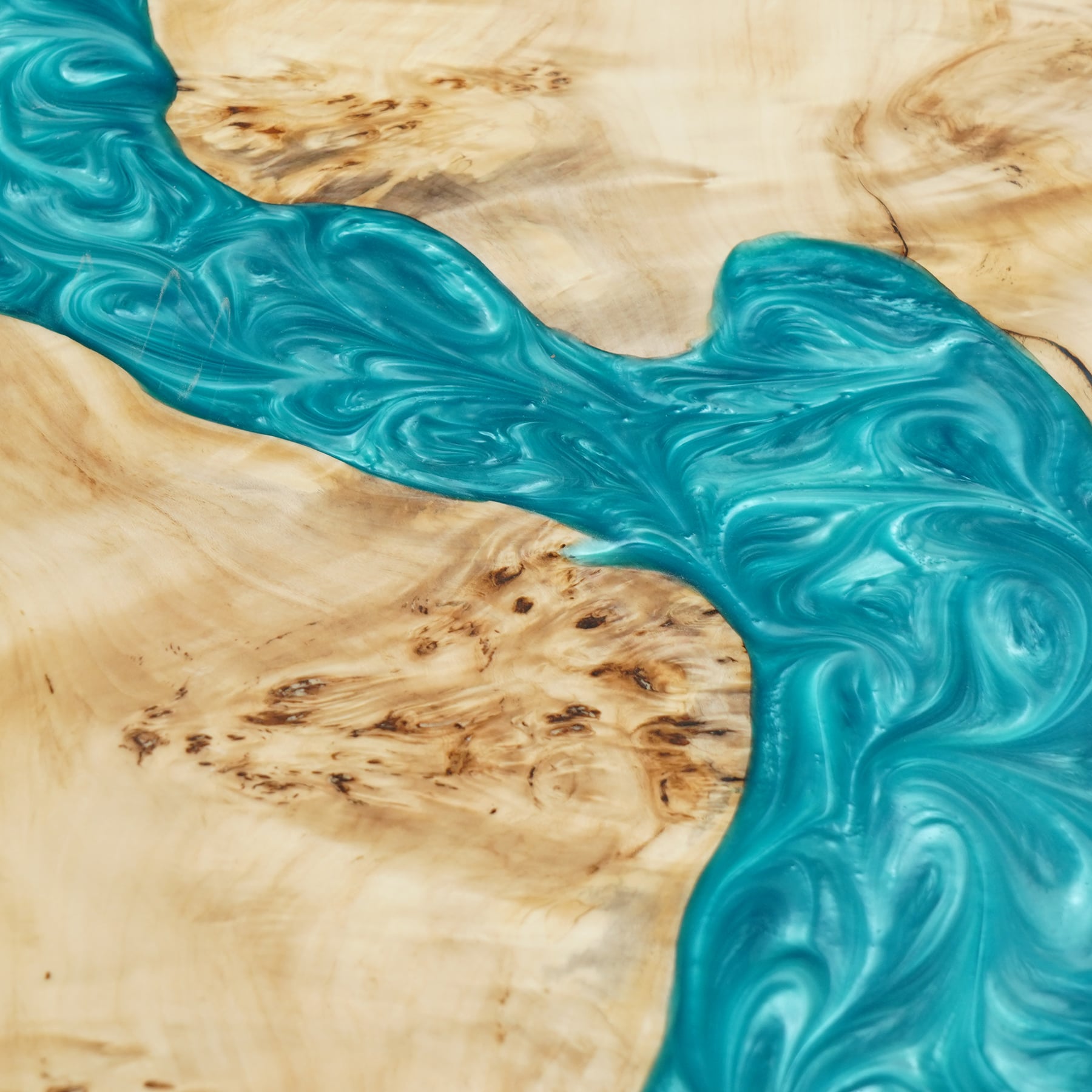 Custom Round Epoxy Tabletop Kazanahome