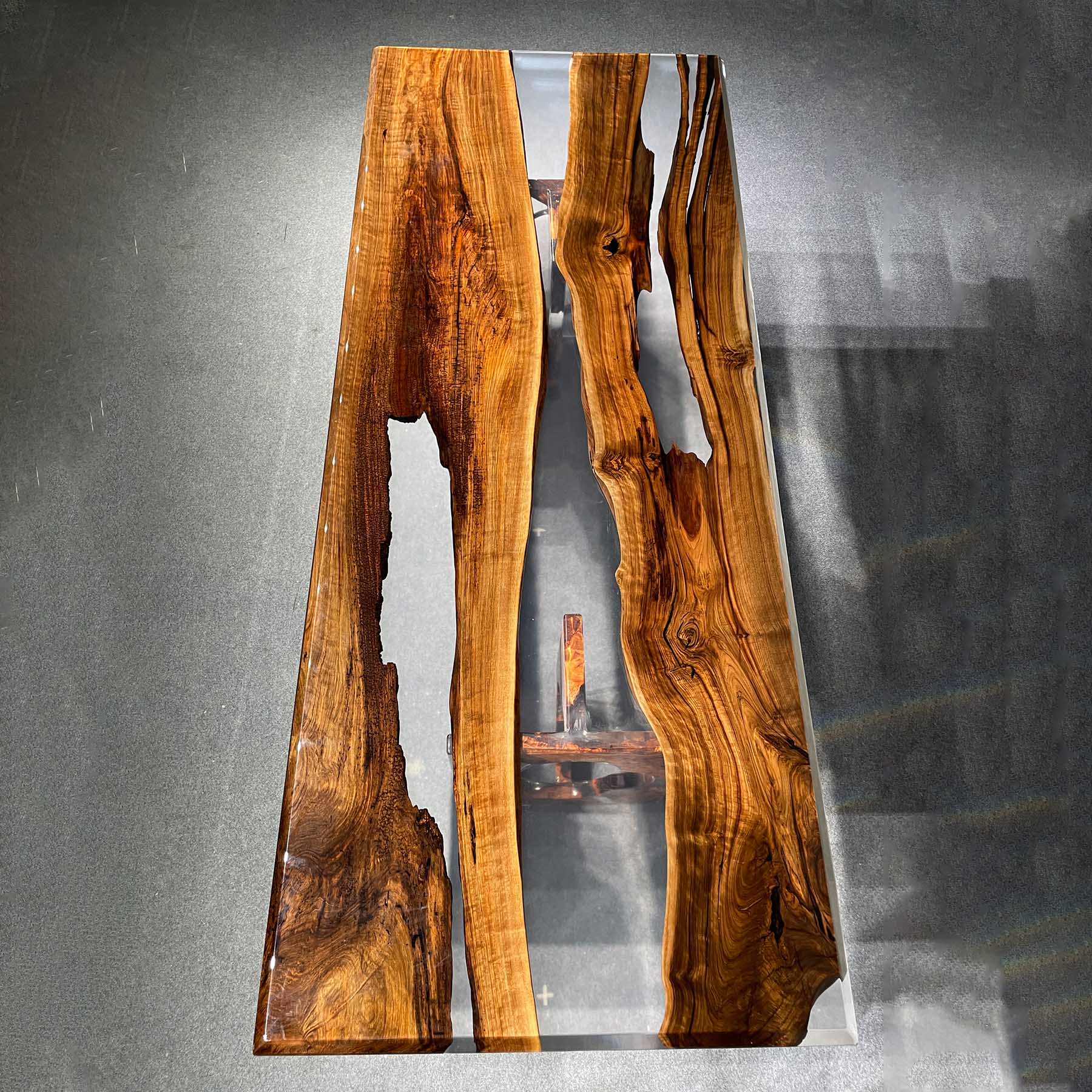 Epoxy_Table_-_Kazanahome