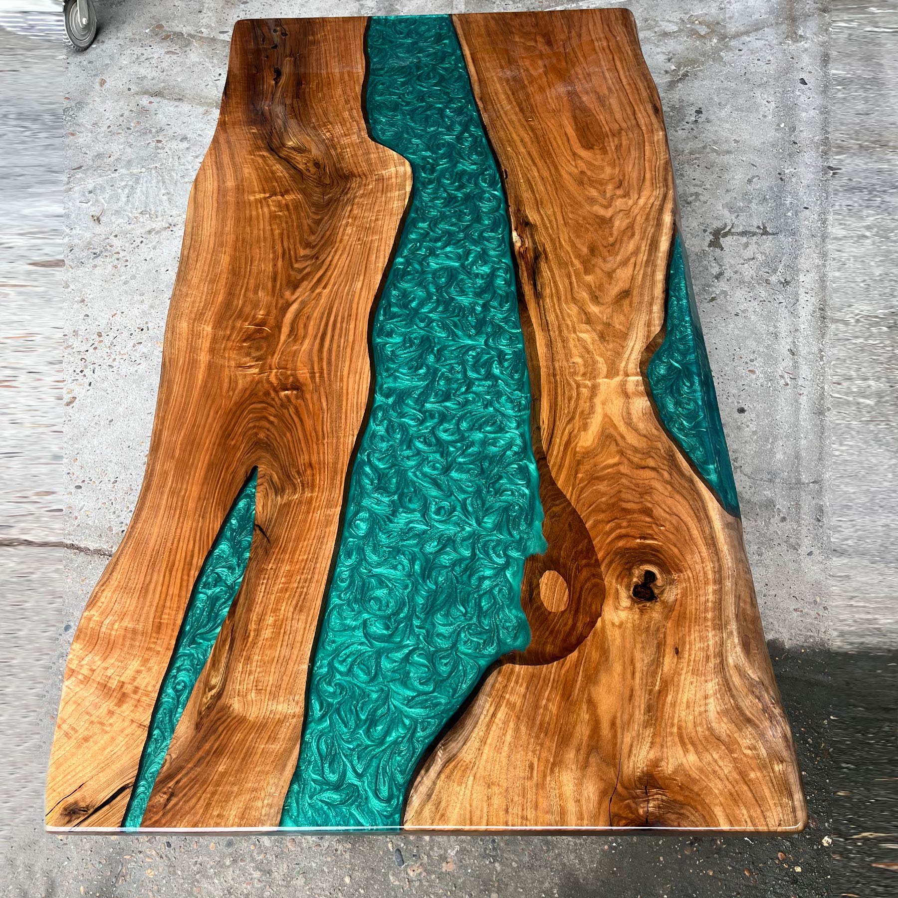 Black Walnut Green Epoxy Table Live Edge - Kazanahome