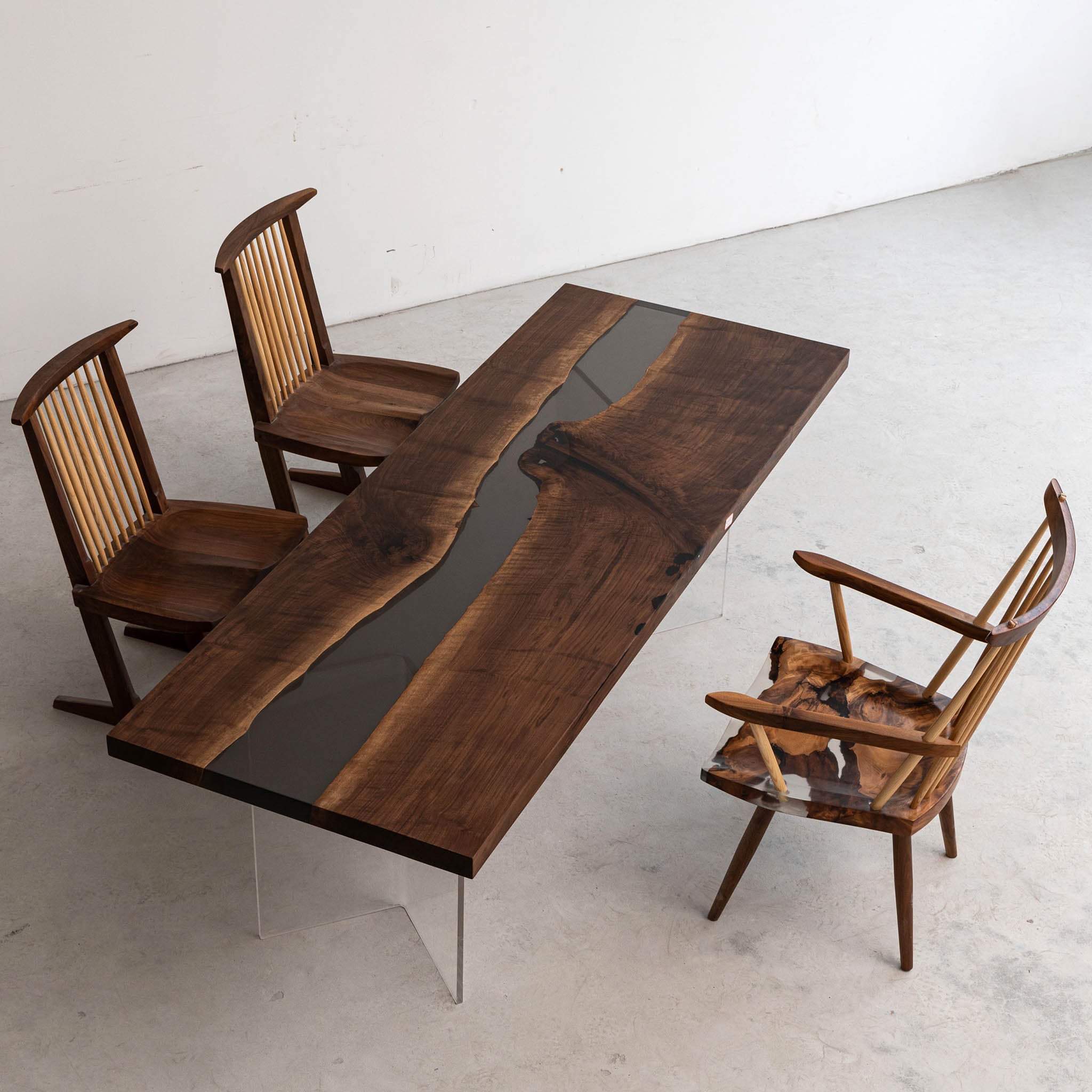 Black Walnut Wood Epoxy Resin Table - Kazanahome