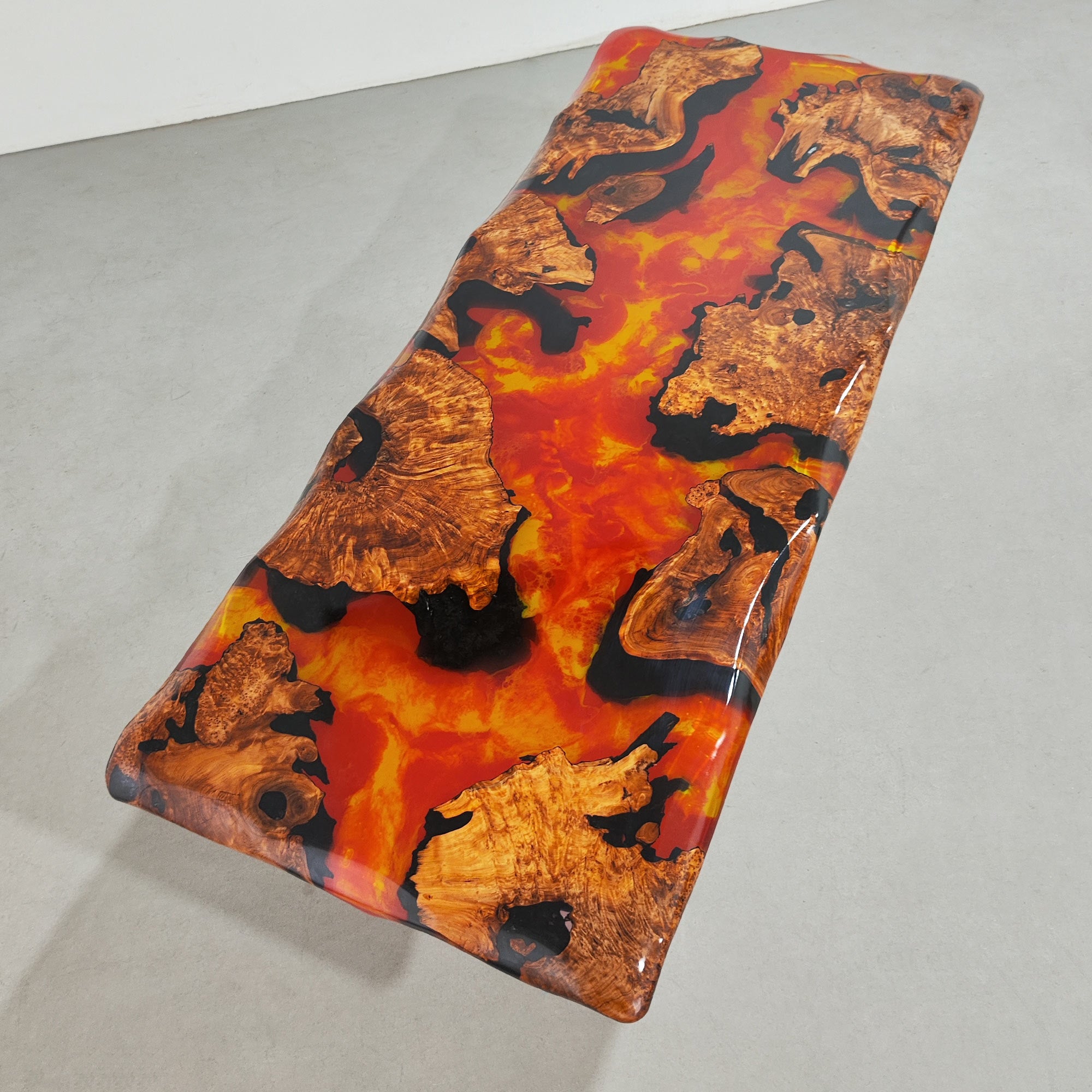Cunninghamia Wood Epoxy Resin Table