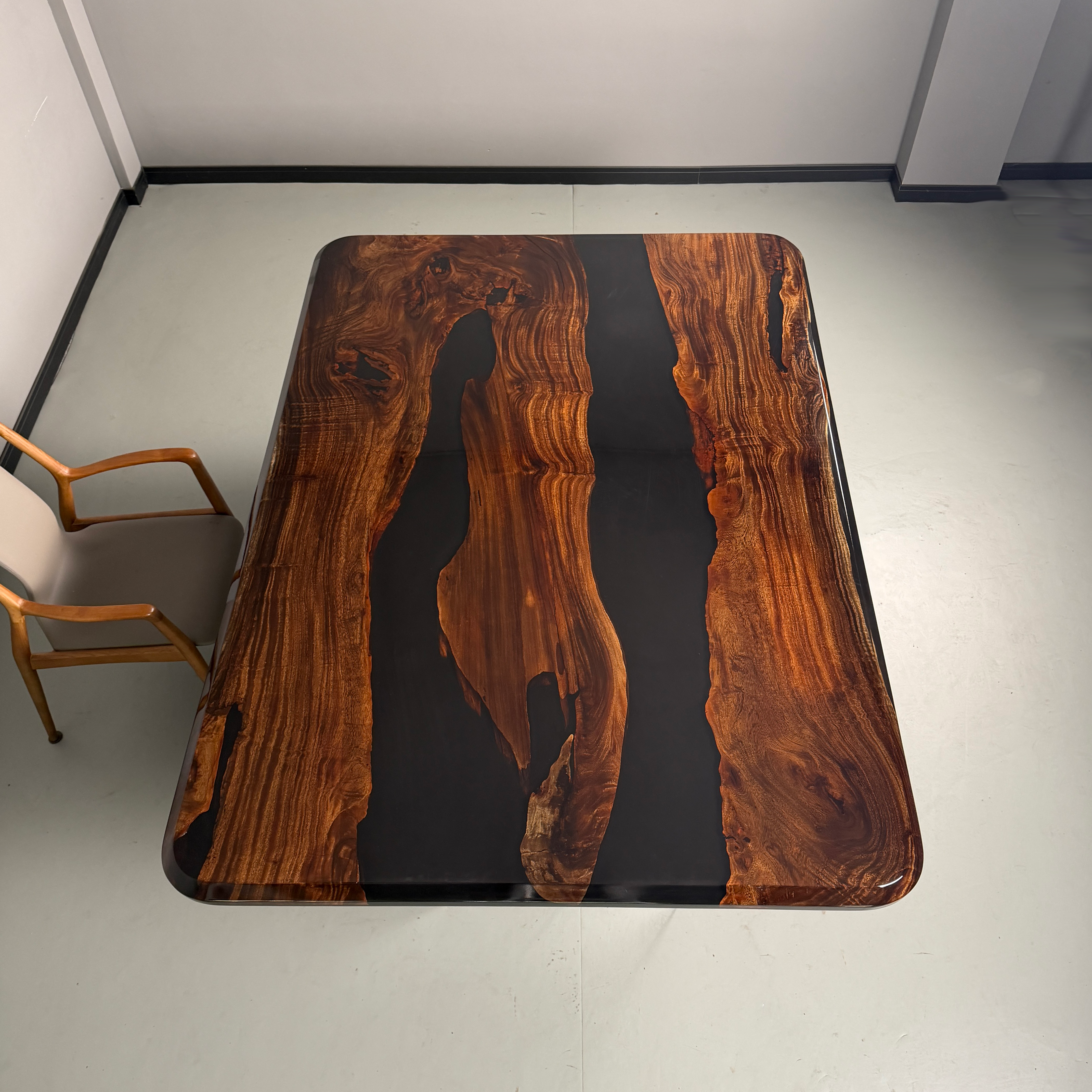 KAZANAHOME Darken Solid Walnut Epoxy Table for Modern American Lofts in Charlotte