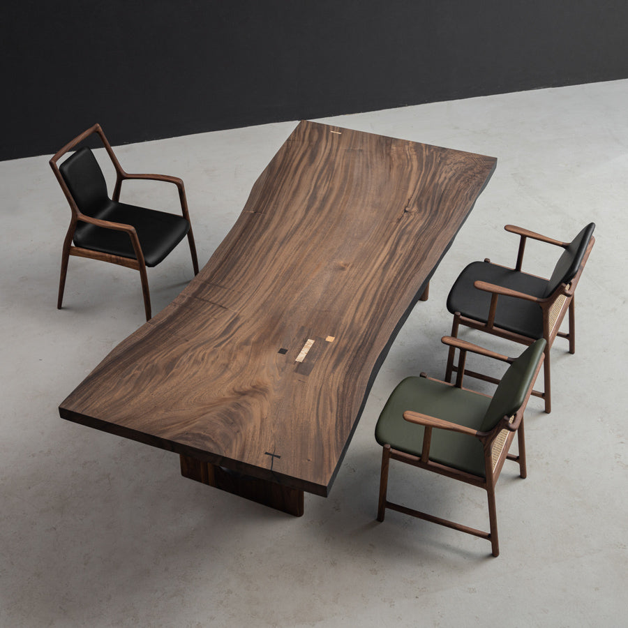 KAZANAHOME Minimalist Walnut Live Edge Dining Table