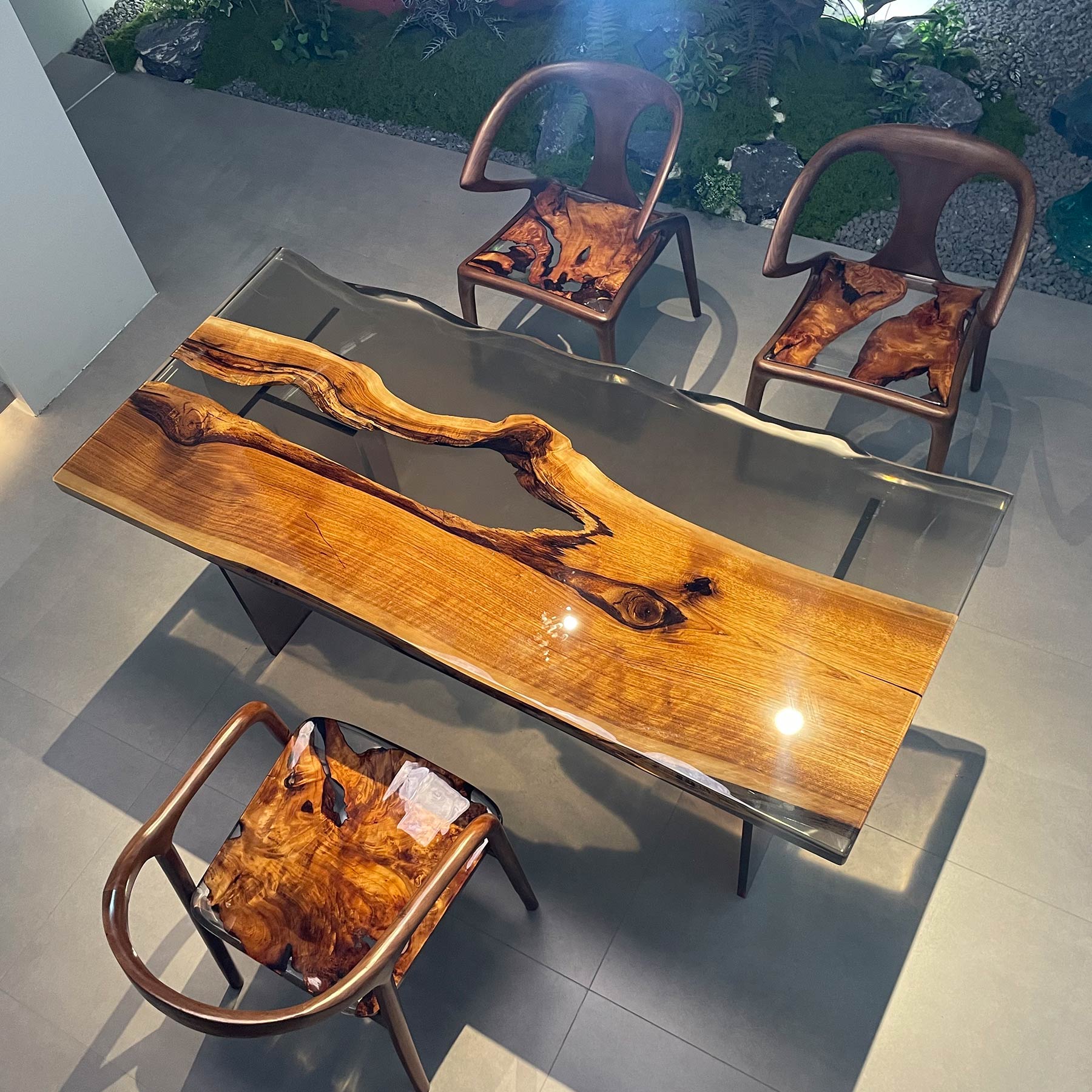 Black Walnut Wood Epoxy Dining Table - Kazanahome