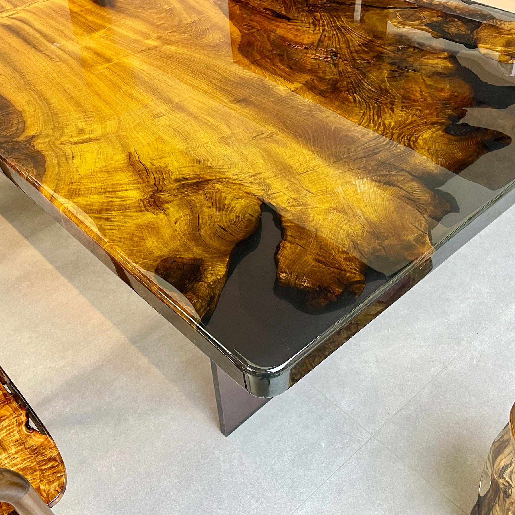 Rectangle Epoxy Resin Wood Table - Kazanahome