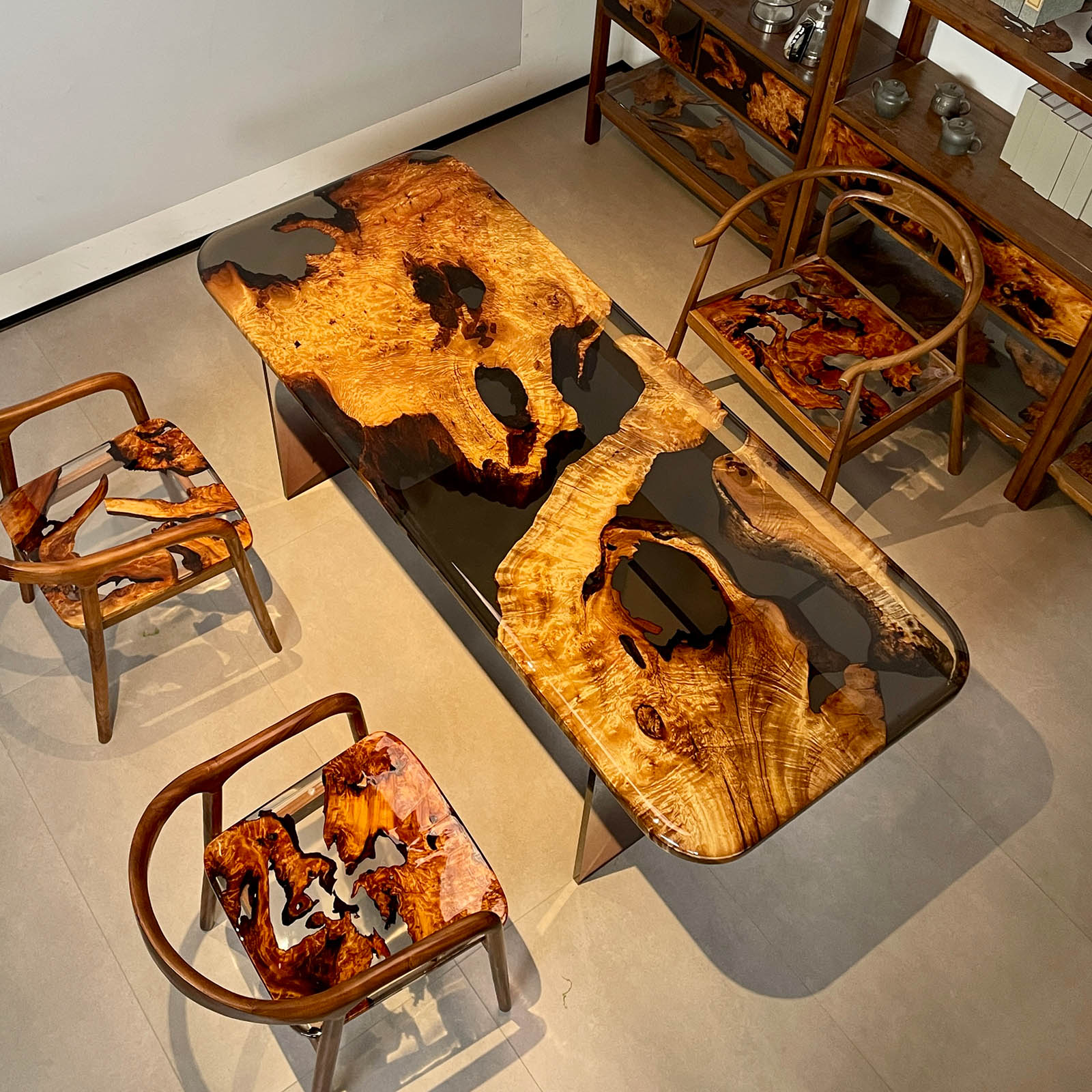 Golden Camphor Wood Epoxy Resin Table - Kazanahome