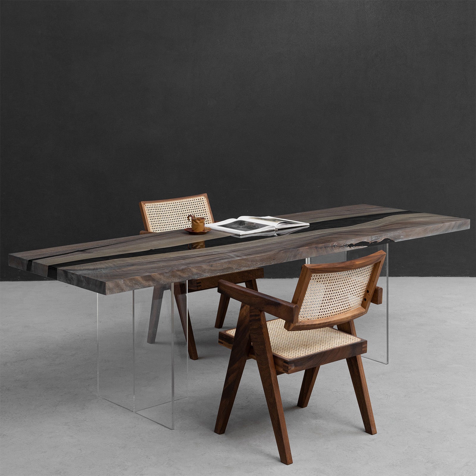 Epoxy Resin Table  - Kazanahome