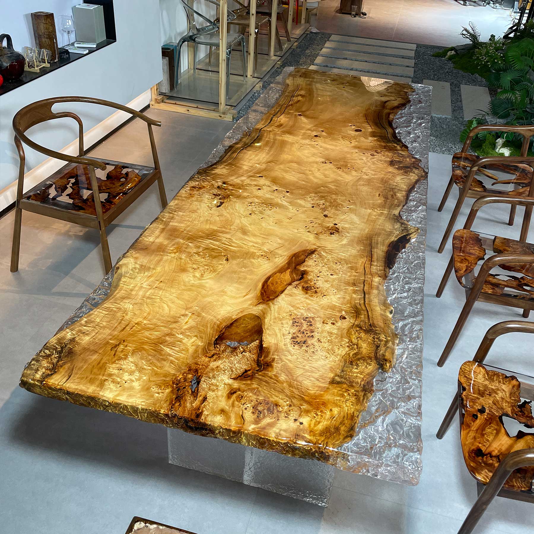 Epoxy Poplar Wood Table - Kazanahome