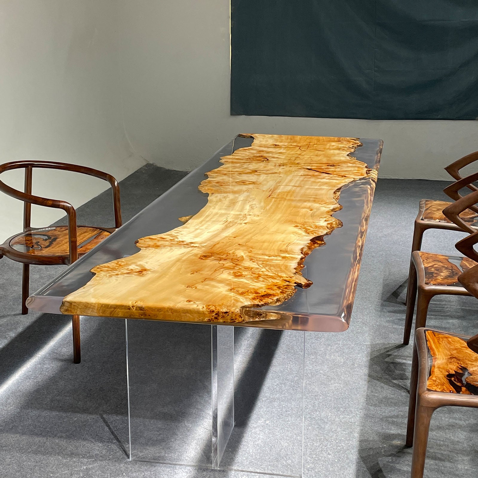 Poplar Wood Epoxy Resin Table - Kazanahome