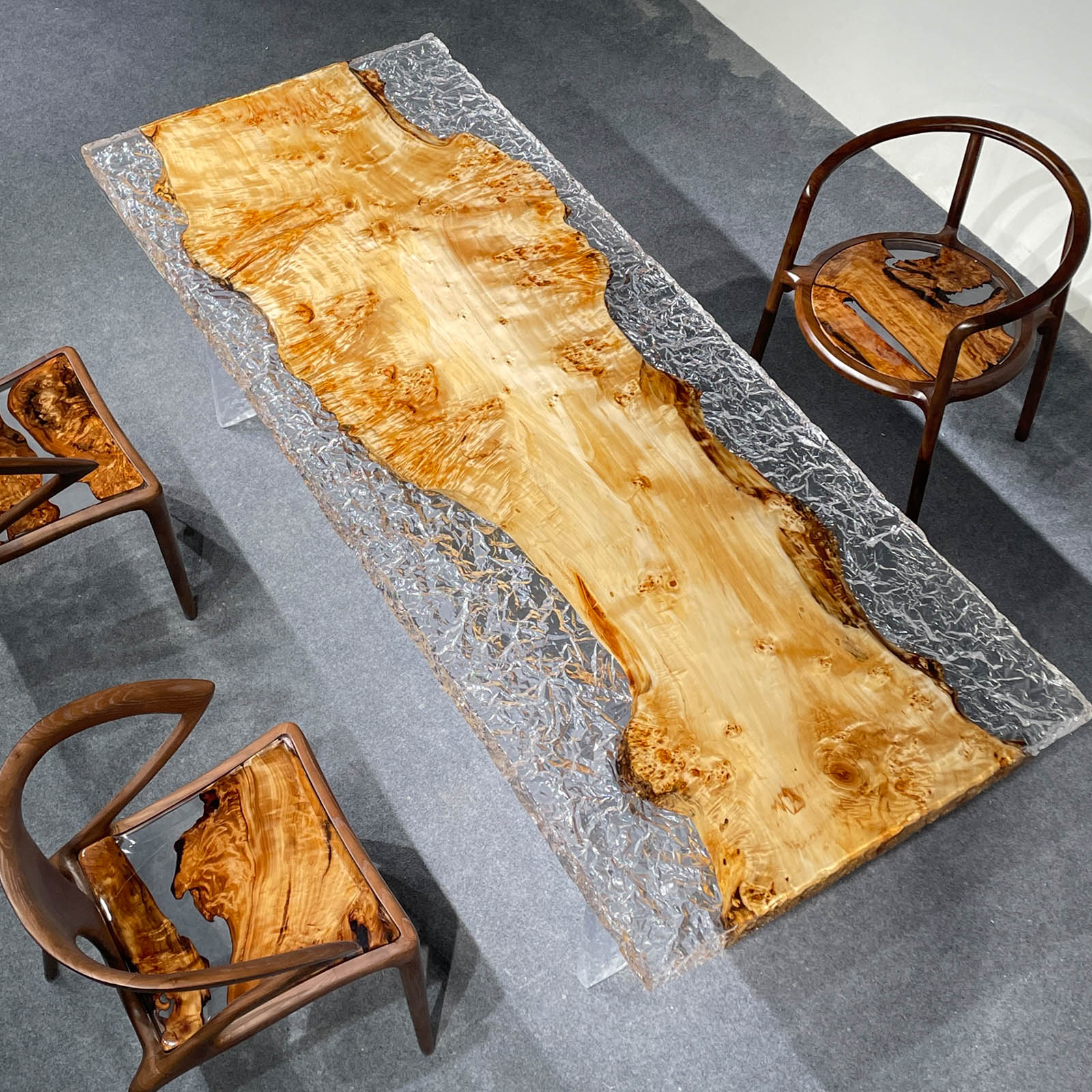 Poplar Wood Epoxy Resin Table - Kazanahome
