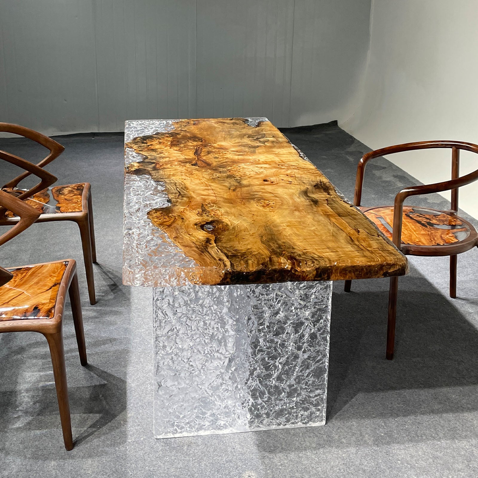 Ice Crack Epoxy Resin Wood Table - Kazanahome