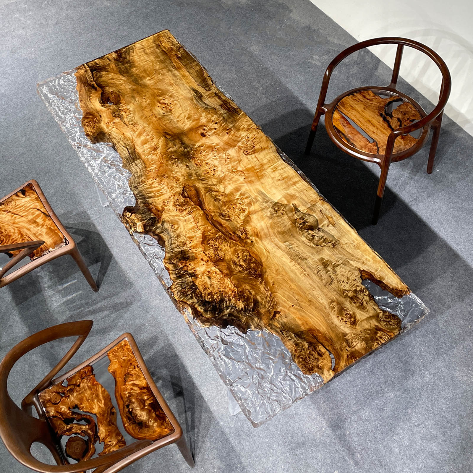 Poplar Wood Epoxy Table - Kazanahome