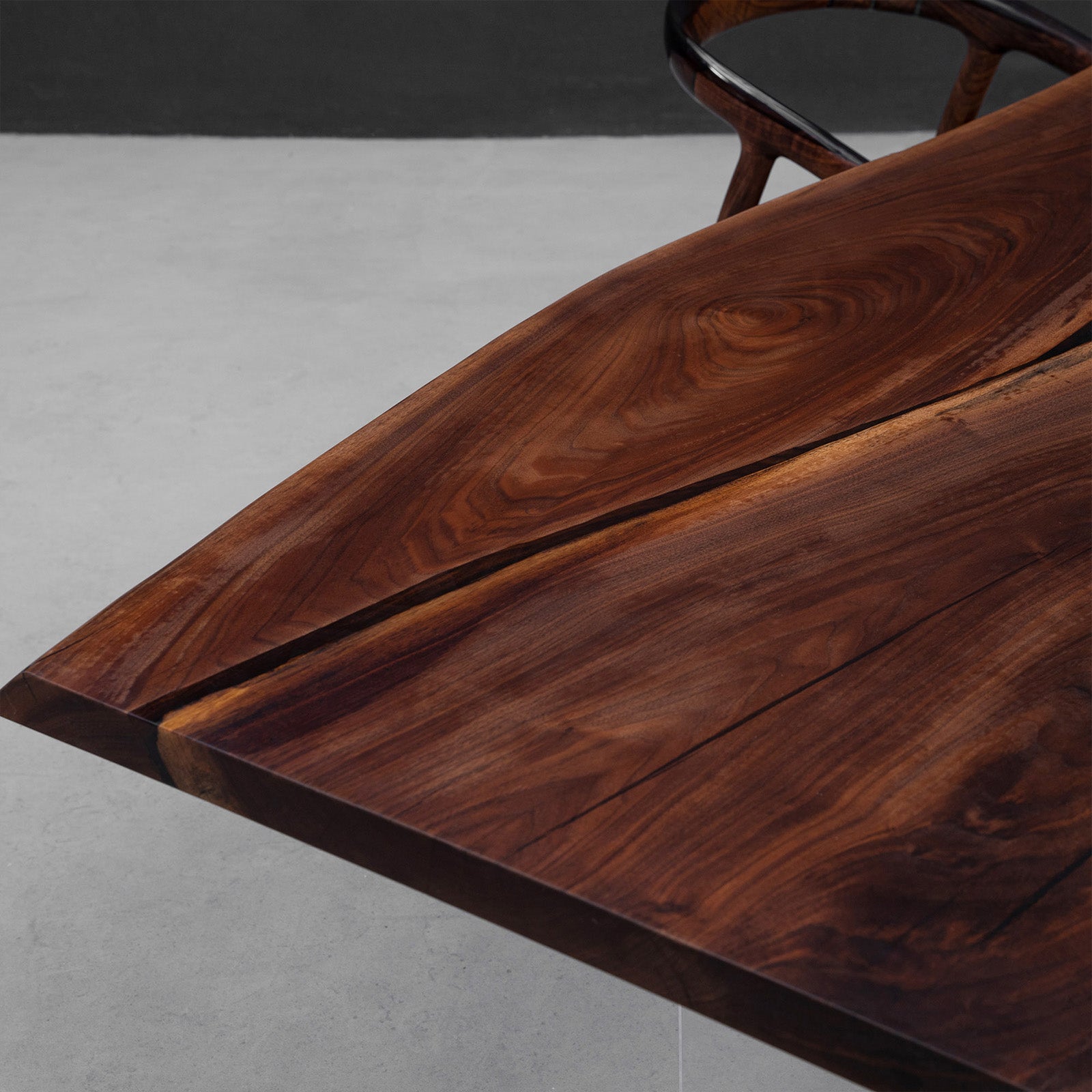 Live Edge Wood Epoxy Resin Table - Kazanahome