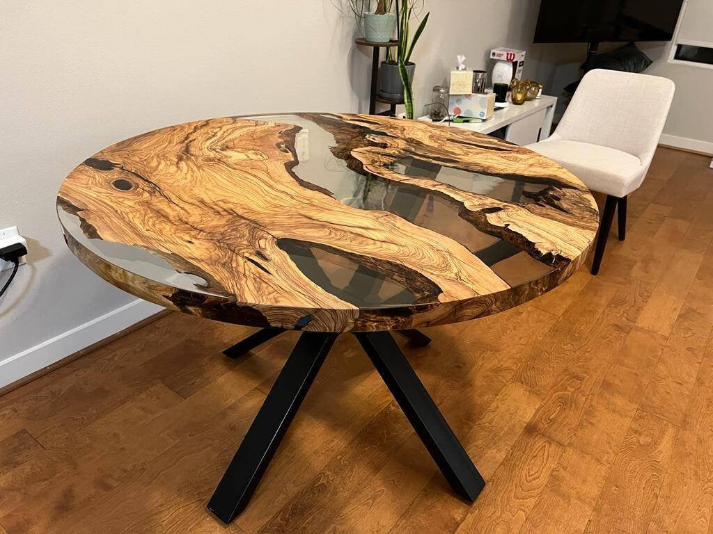 Round Resin Epoxy Tables