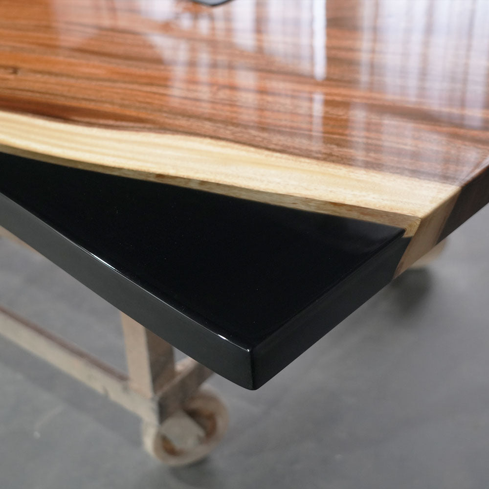 luxury-walnut-epoxy-table-miami