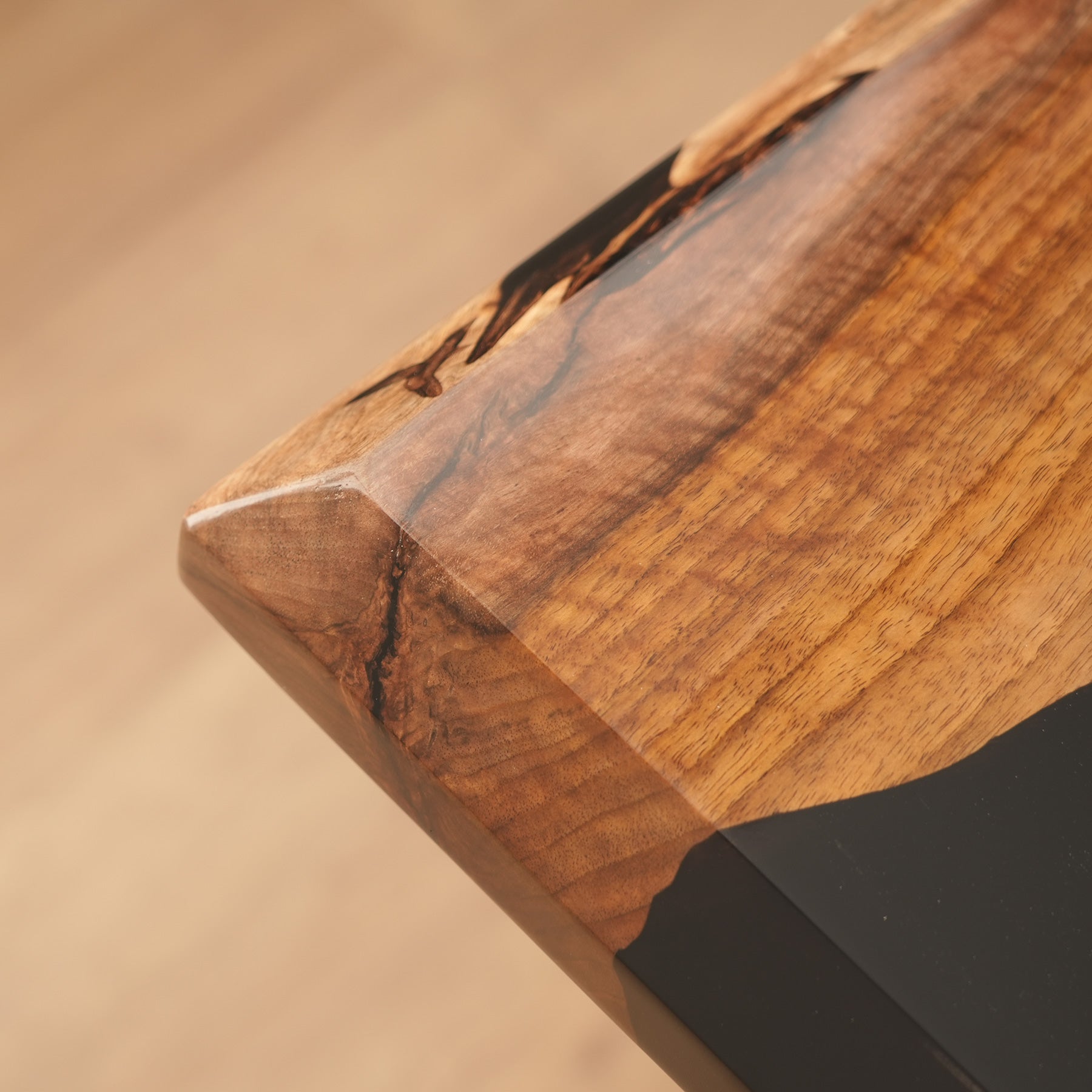 Kazanahome Black Walnut Epoxy Tabletop
