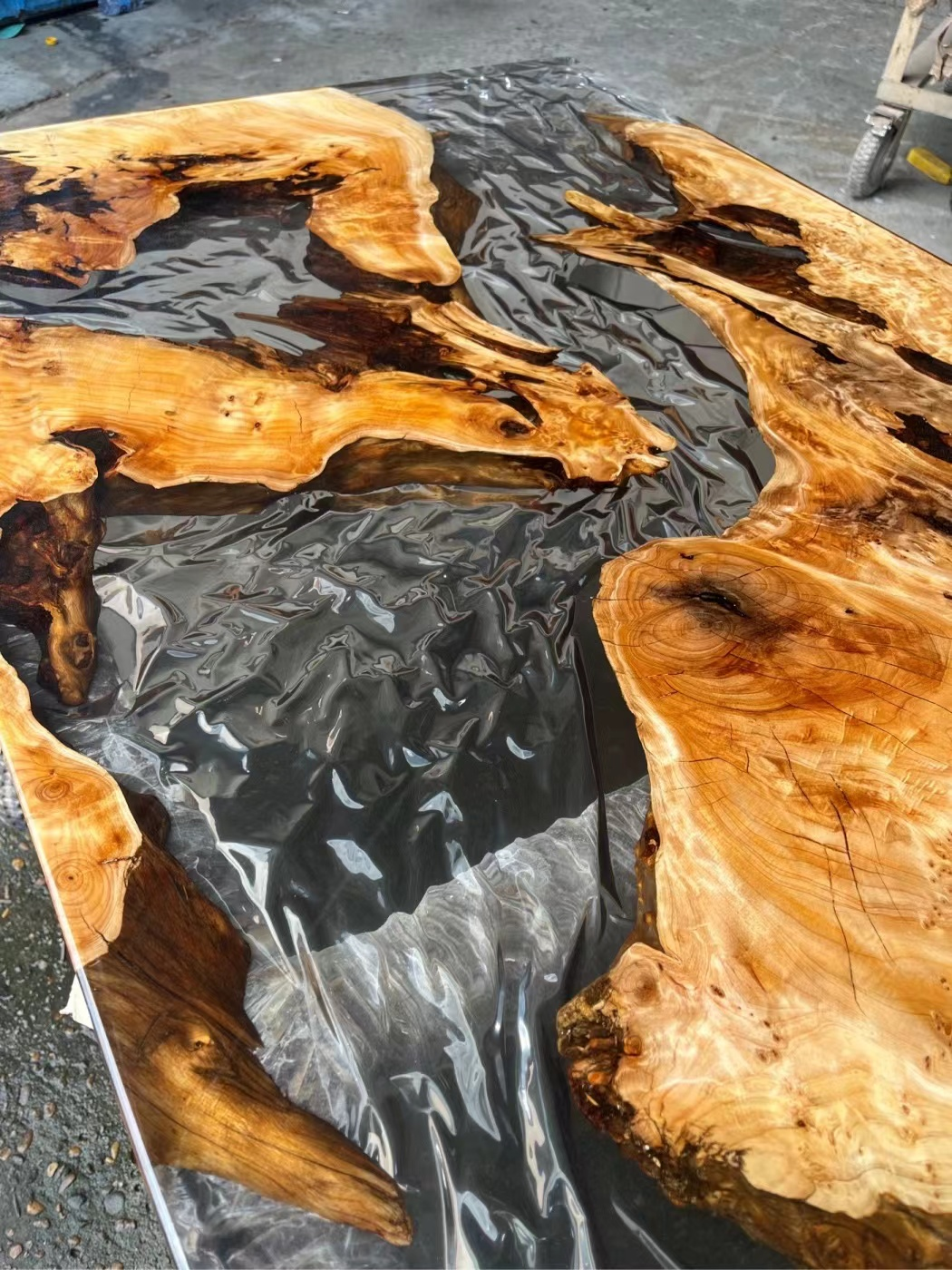 KAZANA Cunninghamia Wood Epoxy Dining Table 31.50"Wx 70.08"L
