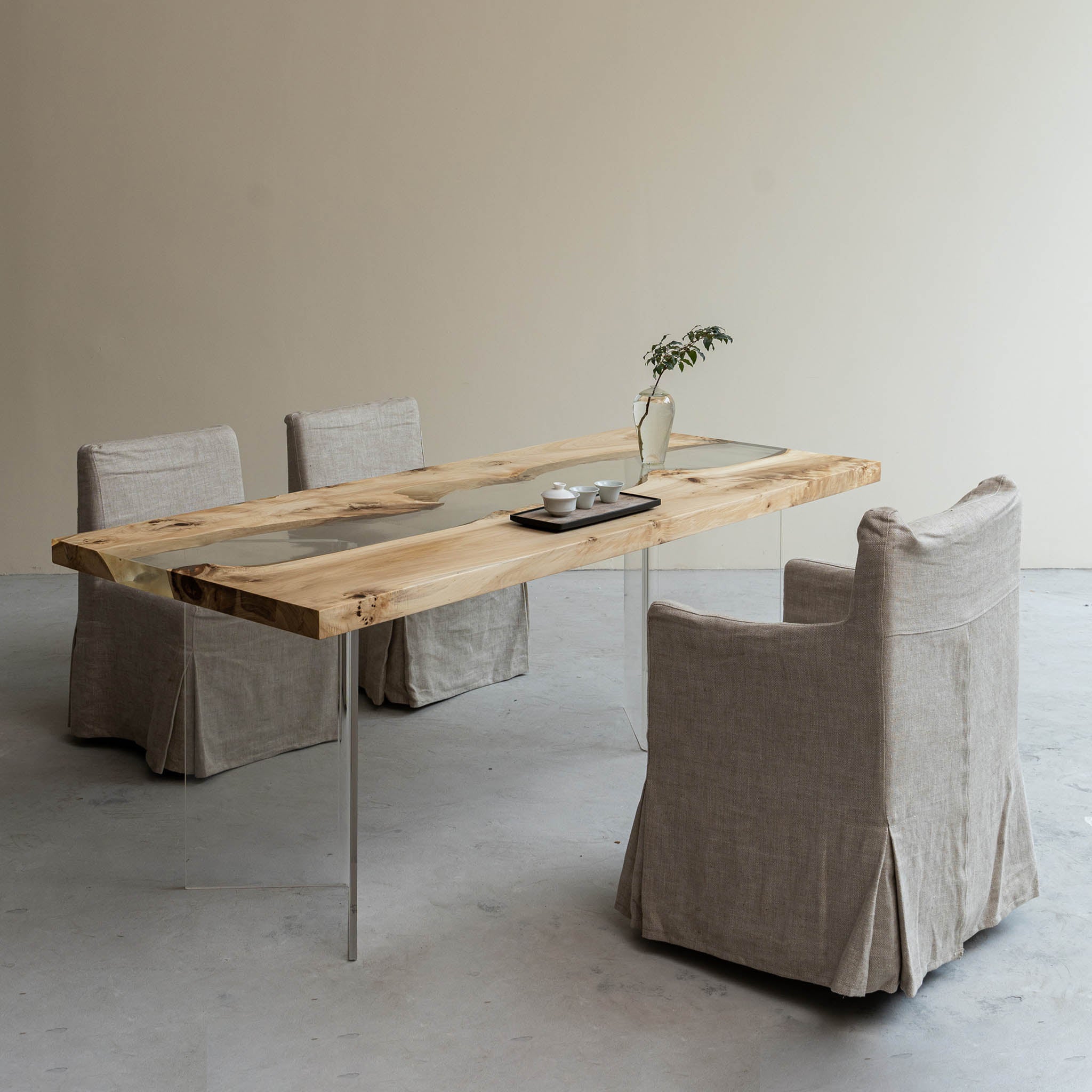 Clear Epoxy Resin River Wood Table - Kazanahome