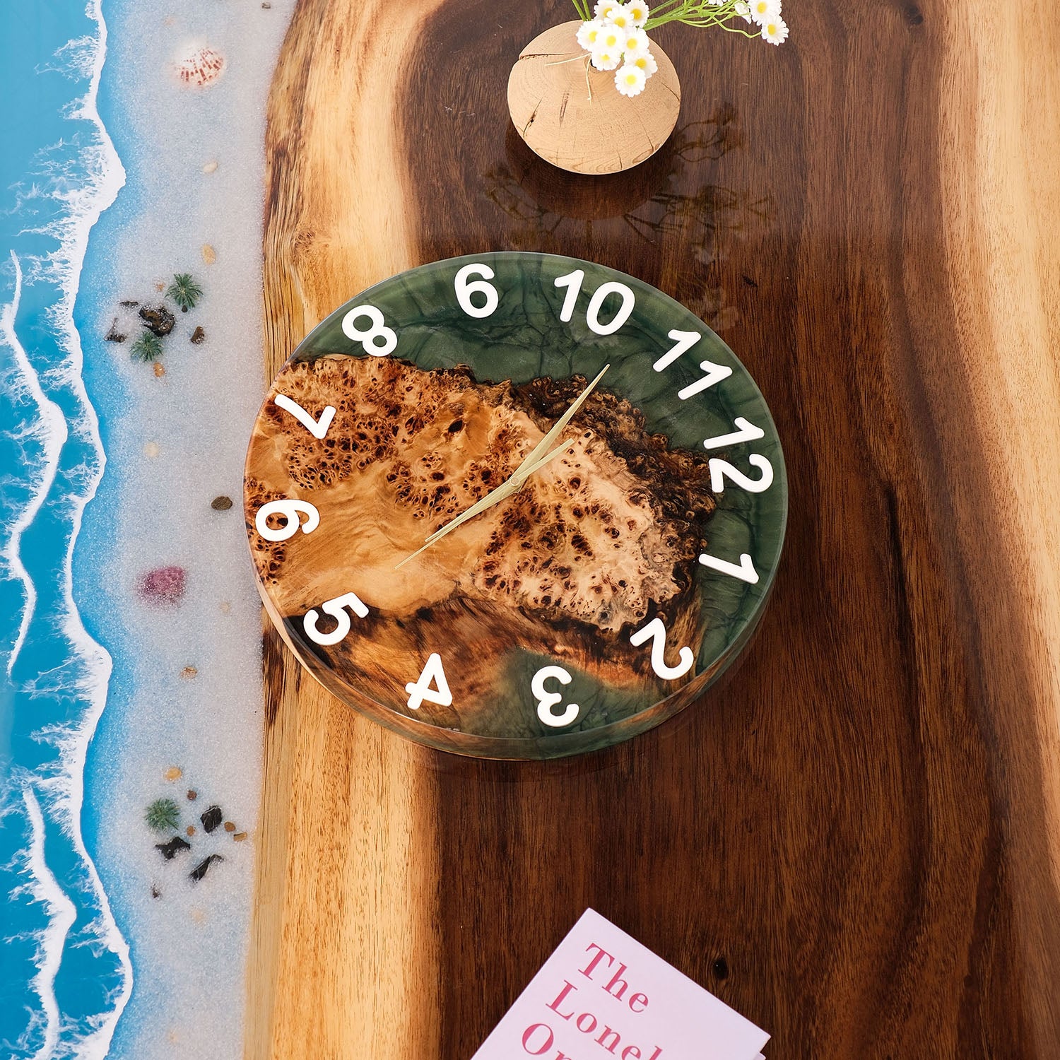 KAZANAHOME-Poplar-Green-Epoxy-Resin-Wall-Clock-3