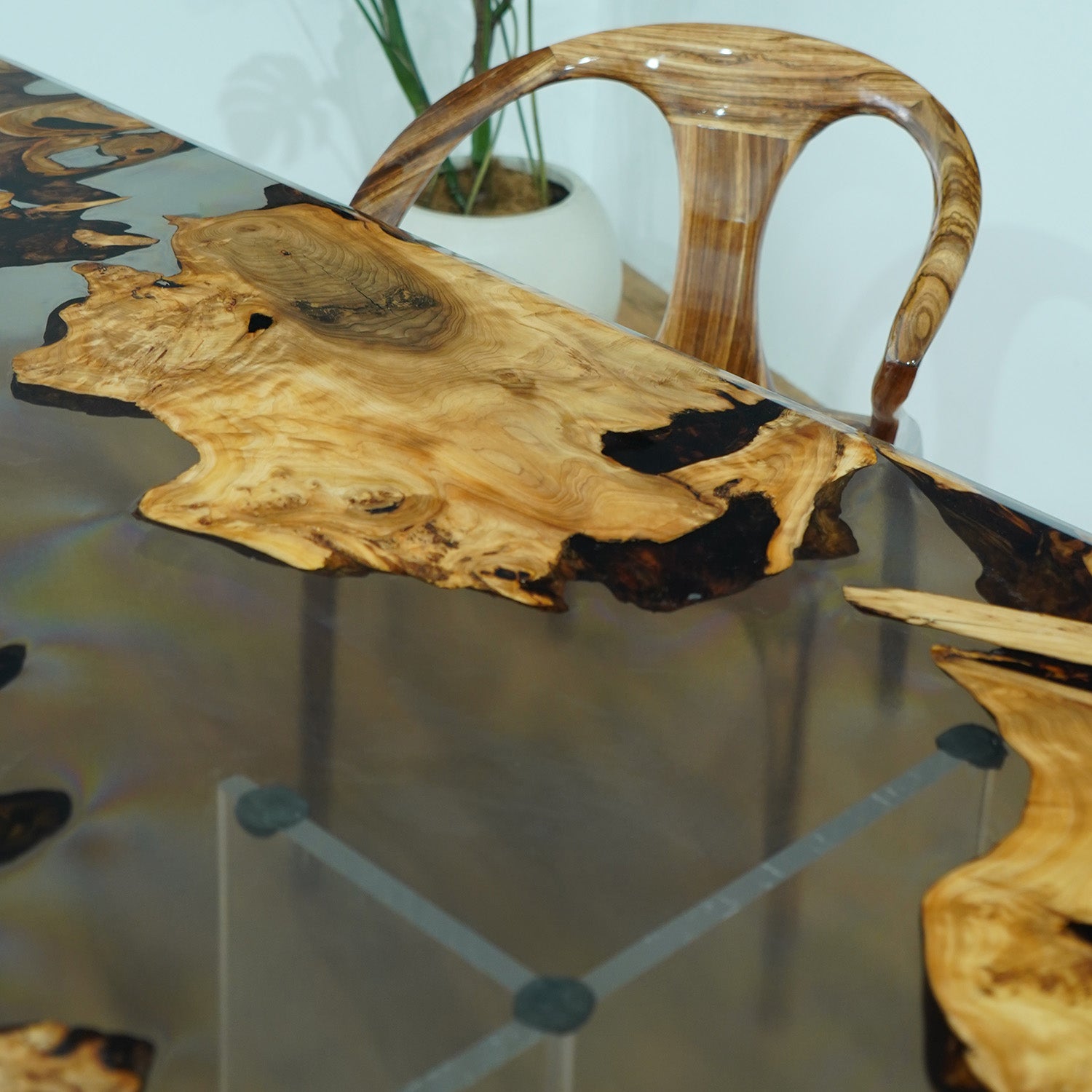 KAZANAHOME-cunninghamia-epoxy-resin-table-9 in Nashville