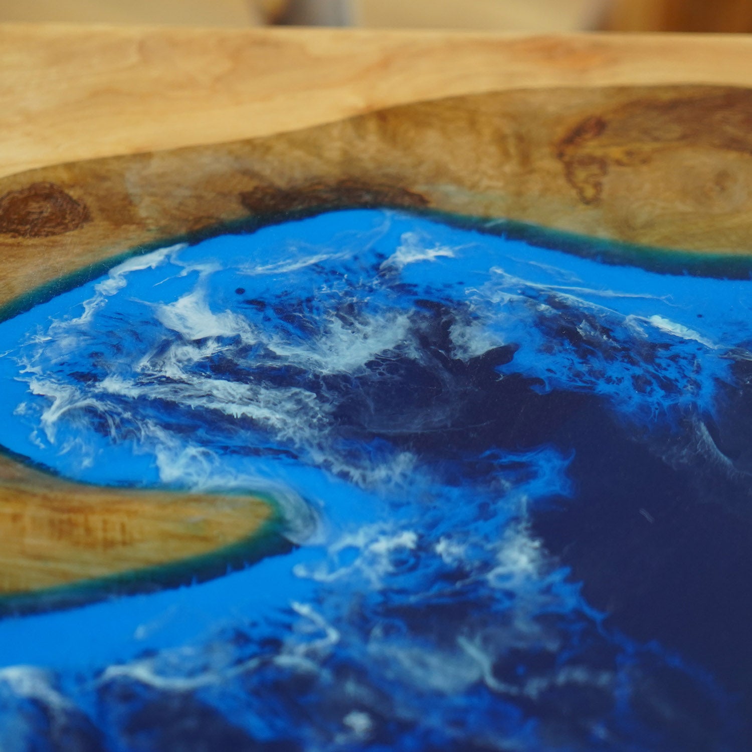 Kazanahome Waterfall Wood Epoxy Table