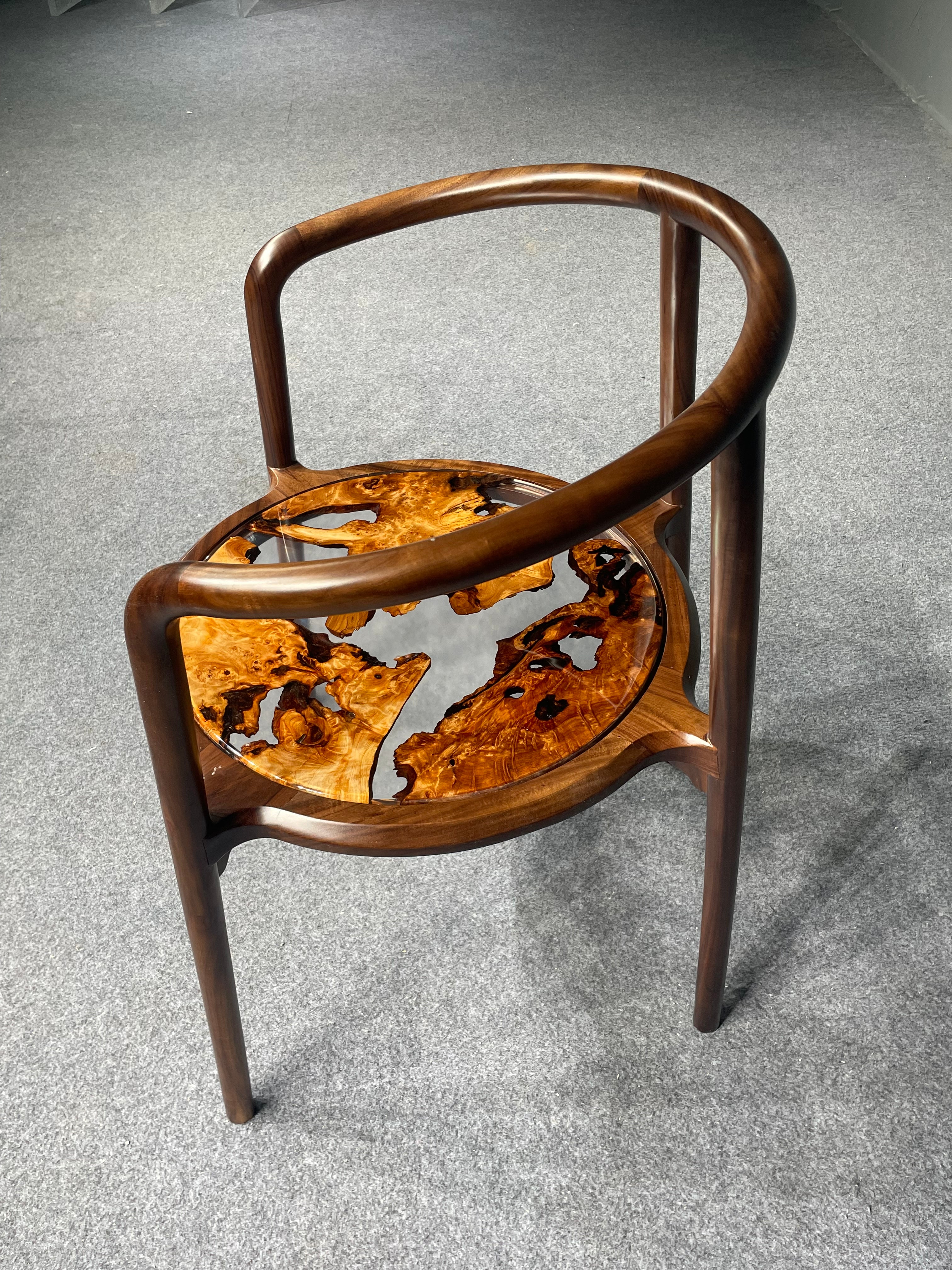 KAZANAHOME Walnut Wood Epoxy Resin Round Chair 26''LX26''WX35'' H KEC9